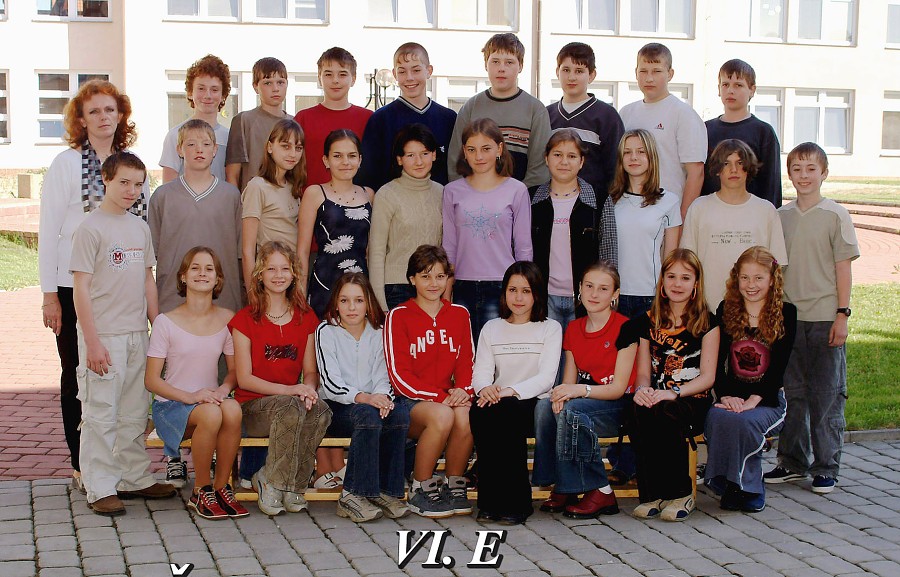 FOTOGALERIE TŘÍD - 2003/2004