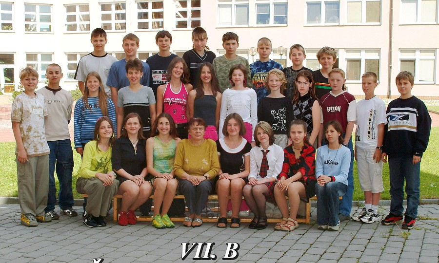 FOTOGALERIE TŘÍD - 2003/2004