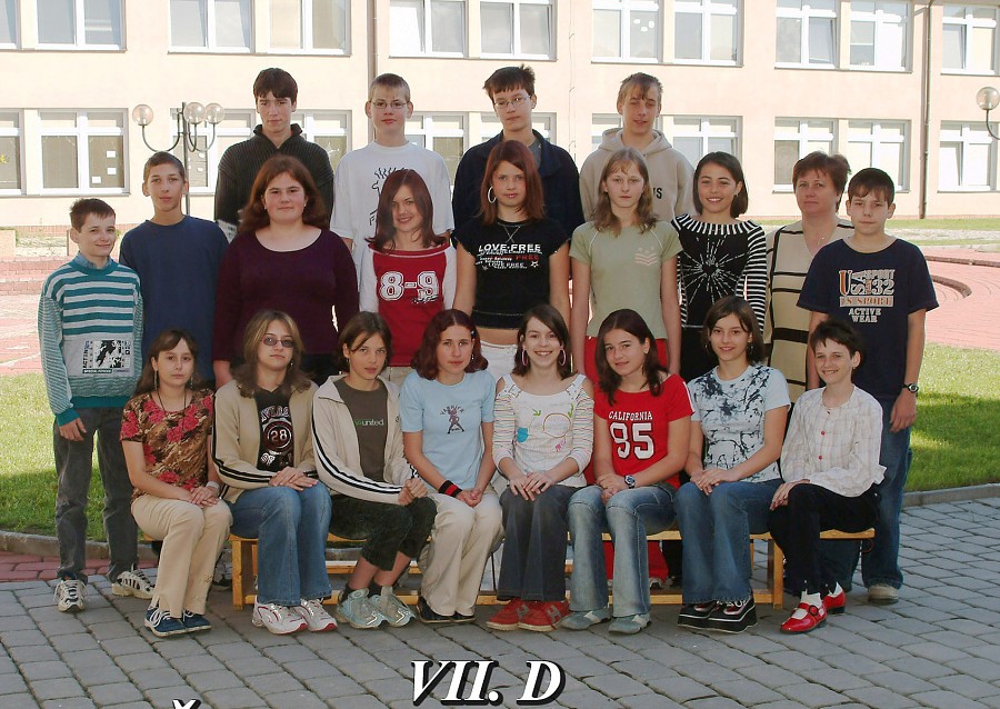 FOTOGALERIE TŘÍD - 2003/2004