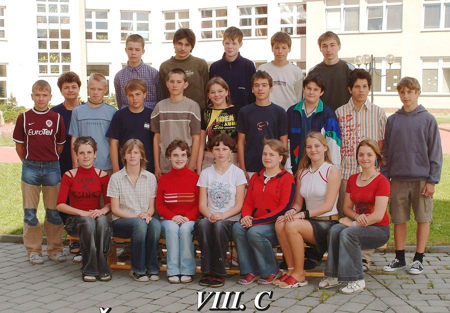FOTOGALERIE TŘÍD - 2003/2004