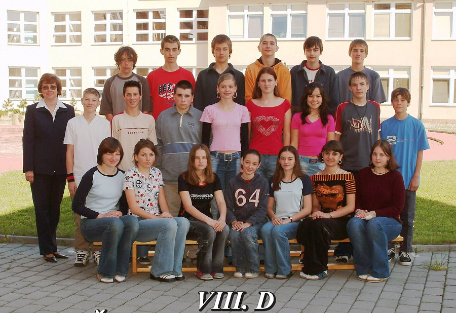 FOTOGALERIE TŘÍD - 2003/2004