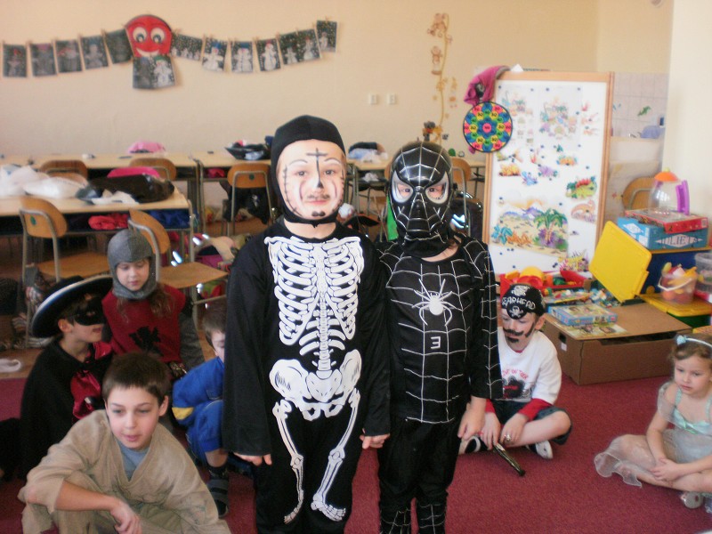 Maškarní karneval v družině 2011