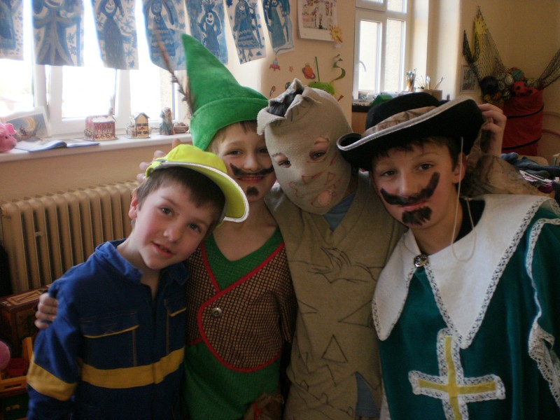 Maškarní karneval v družině 2011