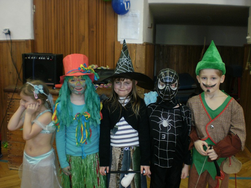 Maškarní karneval v družině 2011