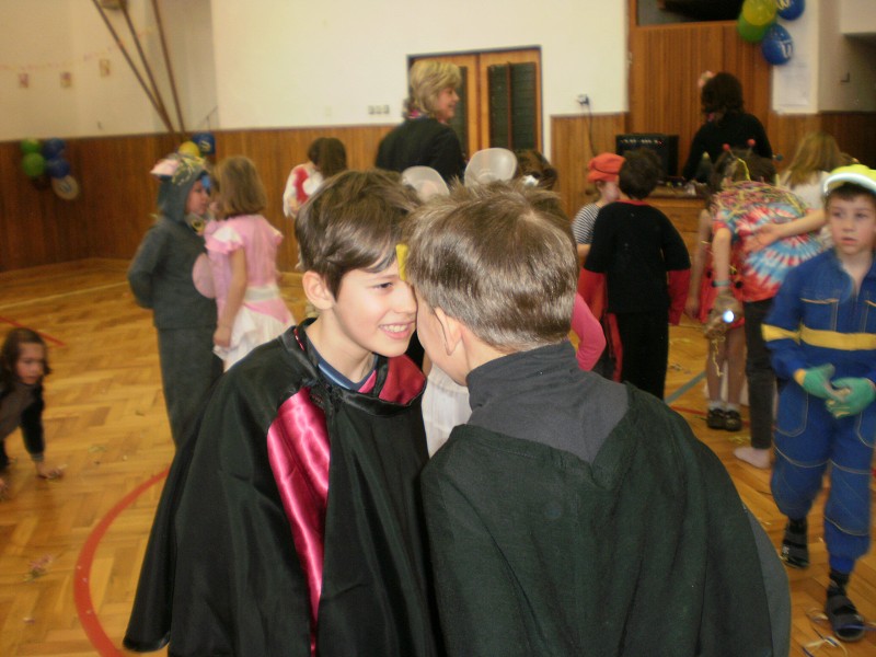 Maškarní karneval v družině 2011