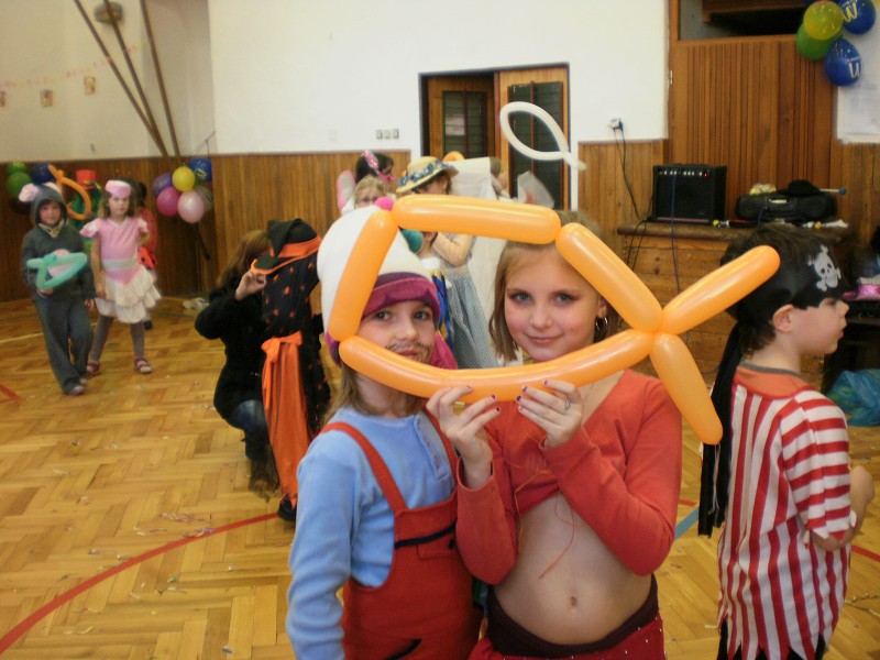 Maškarní karneval v družině 2011