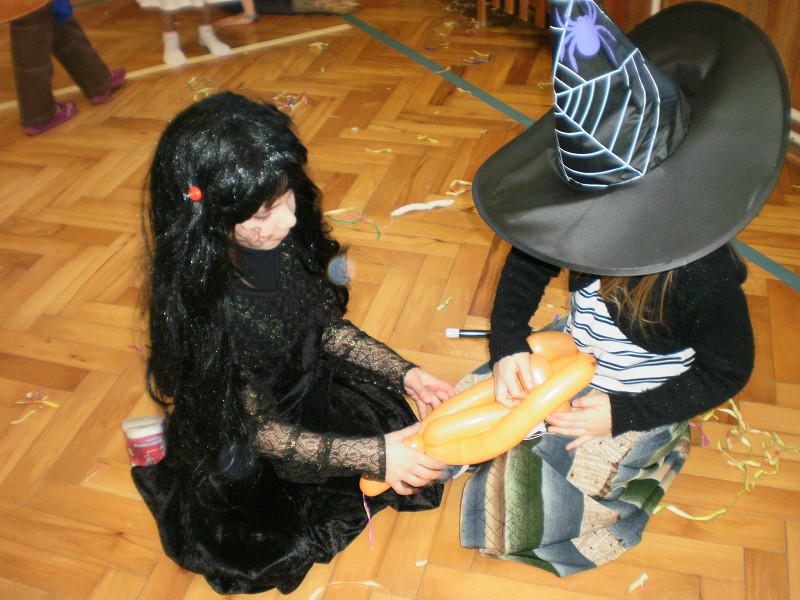 Maškarní karneval v družině 2011