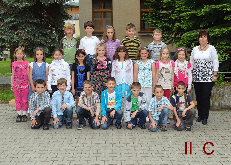ŠKOLNÍ ROK 2012/2013
