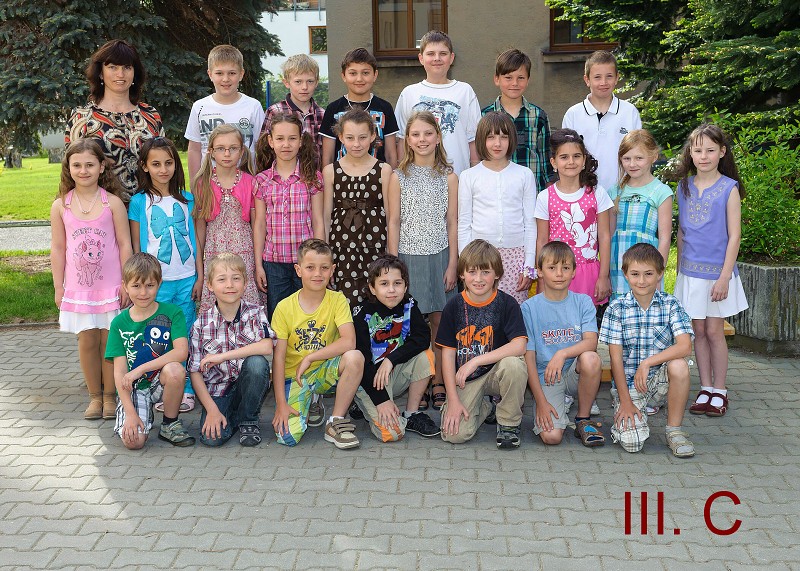 ŠKOLNÍ ROK 2012/2013