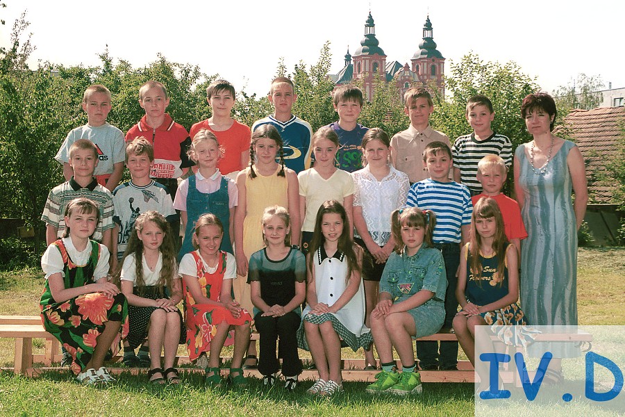 FOTOGALERIE TŘÍD - 1999/2000