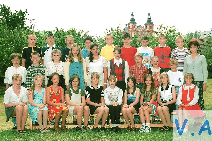 FOTOGALERIE TŘÍD - 1999/2000